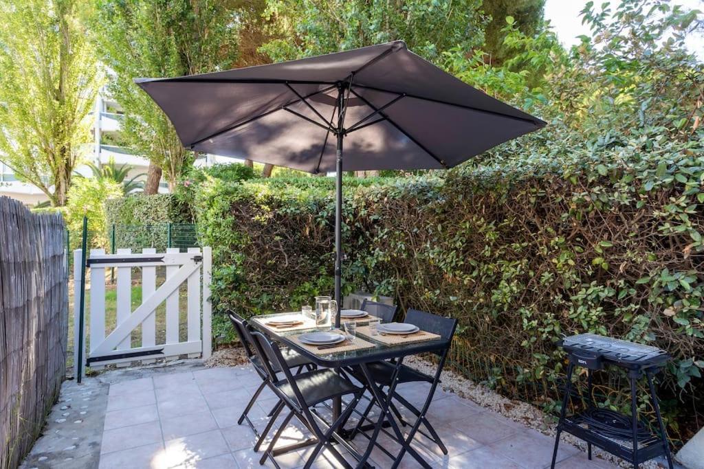 Chez Alexandra - Elegant Studio Avec Parking A Proximite Des Plages Ла-Гранд-Мот Экстерьер фото