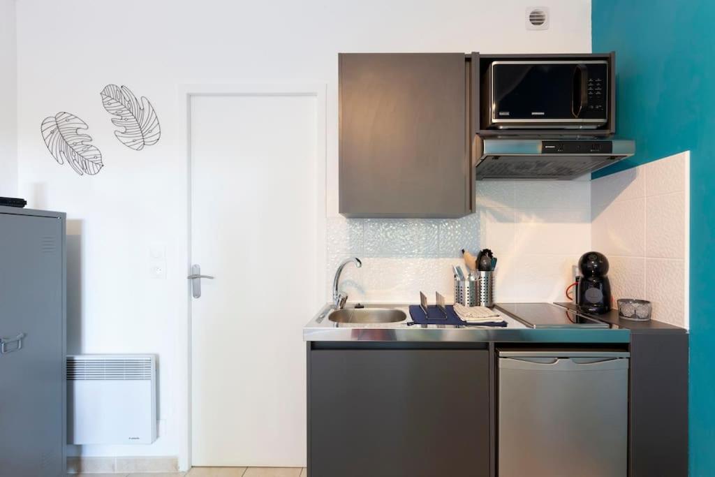 Chez Alexandra - Elegant Studio Avec Parking A Proximite Des Plages Ла-Гранд-Мот Экстерьер фото