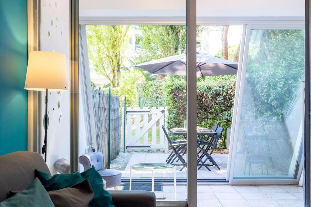 Chez Alexandra - Elegant Studio Avec Parking A Proximite Des Plages Ла-Гранд-Мот Экстерьер фото
